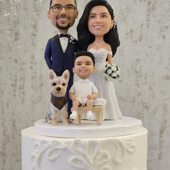 4 Person or Pet Gift For Family Fully Customizable Custom Bobblehead With Text