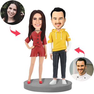 Fashion Couple In Casual Wear Custom Bobblehead With Engraved Text