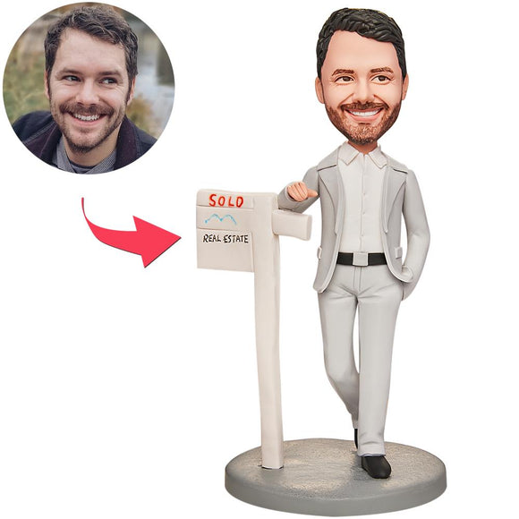Real Estate Agent Custom Bobbleheads With Engraved Text Gift For Realtor